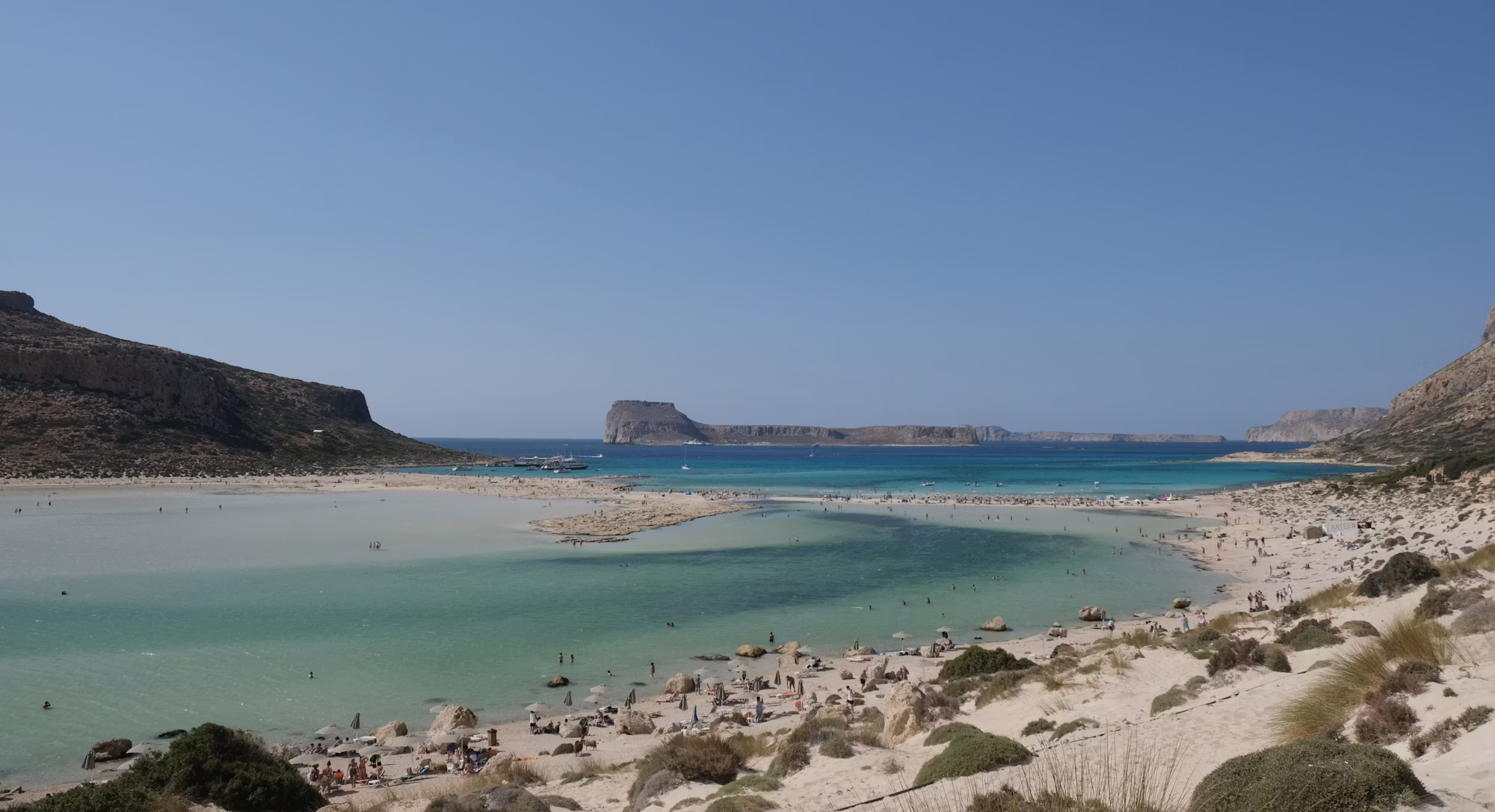 A Journey Through the World’s Coastal Wonders: Discovering Unique Marine Landscapes